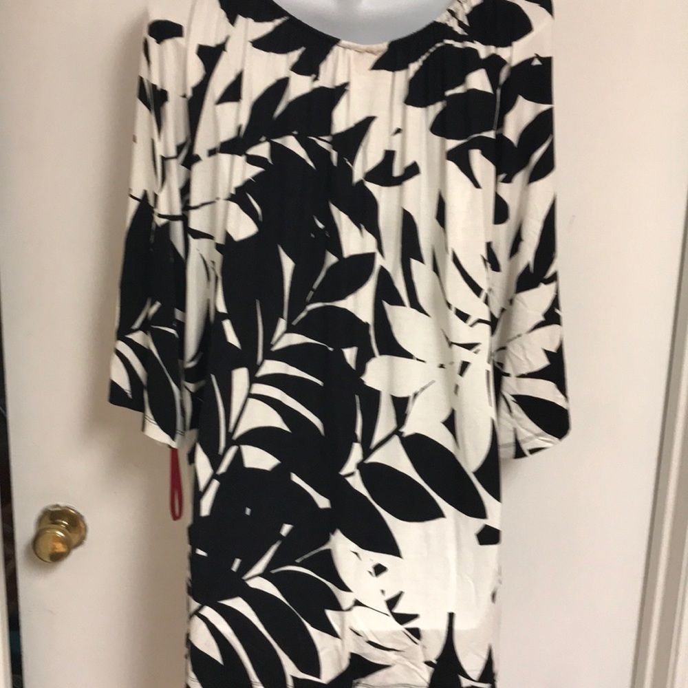 Nwot Plus size Ruby Rd. top - Picture 2 of 5